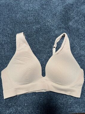H&M pink Seamless Wireless Everyday Bra